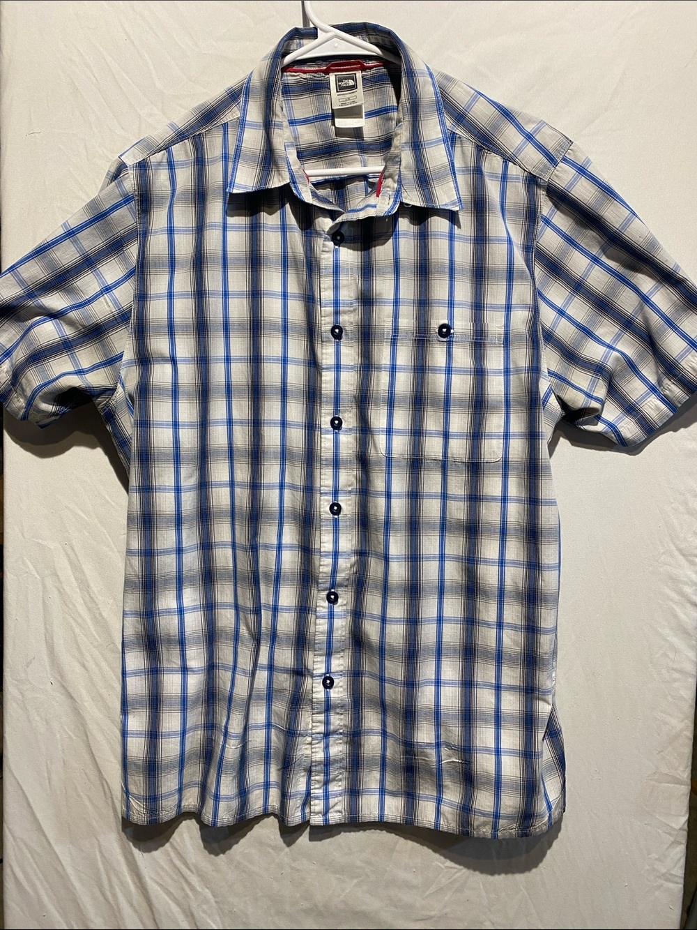 The North Face Short-Sleeve Blue Plaid Button-Up Shirt - Casual Men's Shirt